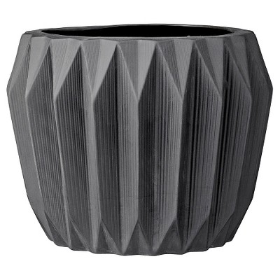 Ceramic Fluted Flower Pot - Black (7") - 3R Studios