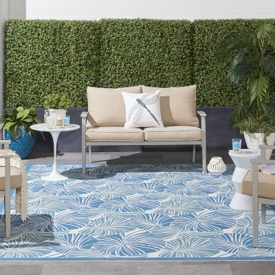 Handmade Blue Floral Rectangular 6' x 9' Stain-Resistant Synthetic Rug