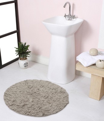 Bell Flower Collection Cotton Floral Pattern Tufted Bath Rug - Home Weavers