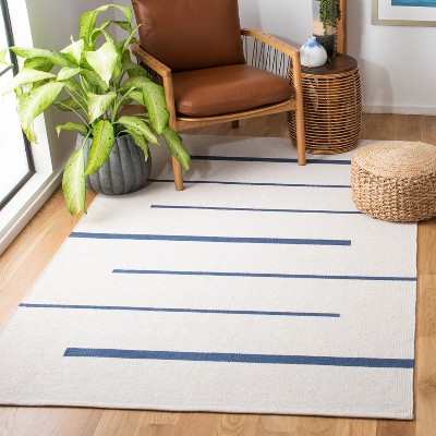 Ivory and Navy Handwoven Cotton 4' x 6' Area Rug