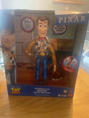 Mattel Disney Pixar Toy Story Roundup Fun Woody - Figura grande que habla,  12 pulgadas de alto con 20 frases auténticas, tela de felpa y plástico