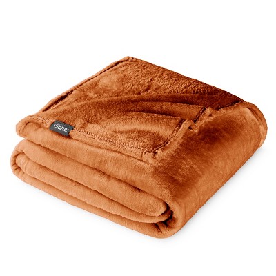 Microplush Fleece Bed Blanket by Bare Home