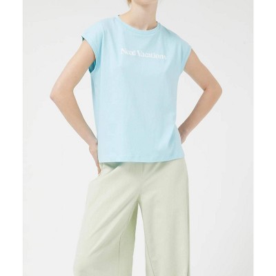 Women's Need Vacations Cap Tee - Compania Fantastica