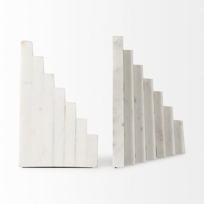HomeRoots Set of Two 9" White Polyresin Decorative Bookends
