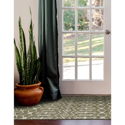 Green/Ivory Geometric Synthetic 2' x 8' Outdoor Runner