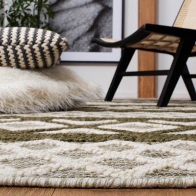 Ivory and Dark Green Handwoven Wool Area Rug 3' x 5'