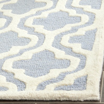 Light Blue and Ivory Geometric Wool Area Rug, 3' x 5'