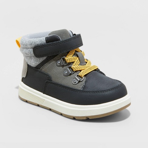 Toddler boy shop nike boots