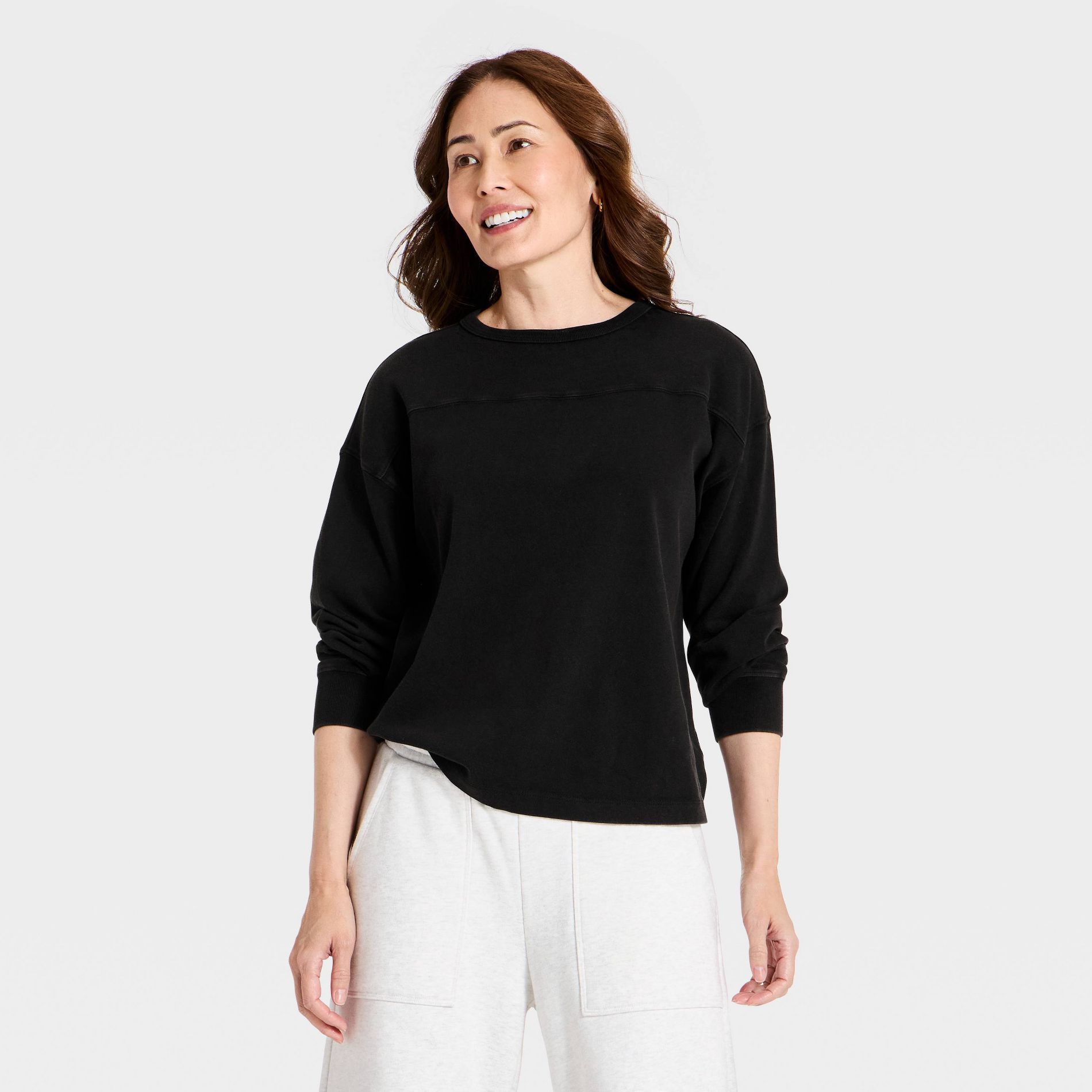 Women's Long Sleeve Vintage T-Shirt - Universal Thread™