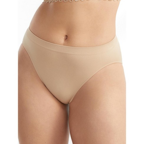 K-Lynn Lingerie: Panties, Bra, G-string • Ads of the World™