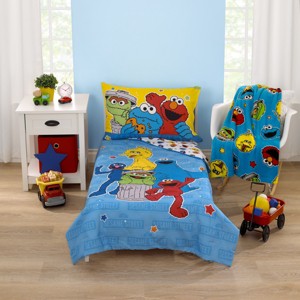 Sesame Street Come and Play Blue, Green, Red and Yellow, Elmo, Big Bird, Cookie Monster, Grover, and Oscar the Grouch 4 Piece Toddler Bed Set - 1 of 4