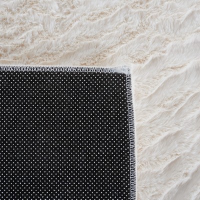 Off-White Faux Rabbit Fur 5' x 7' Rectangular Area Rug
