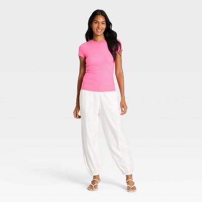 Women's Short Sleeve Modern Ribbed T-Shirt