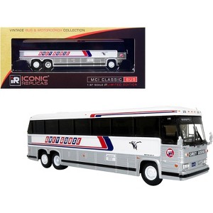 MCI MC-12 Coach Classic Bus "Grey Goose Lines" Destination: Winnipeg (Manitoba, Canada) 1/87 Diecast Model by Iconic Replicas - 1 of 4