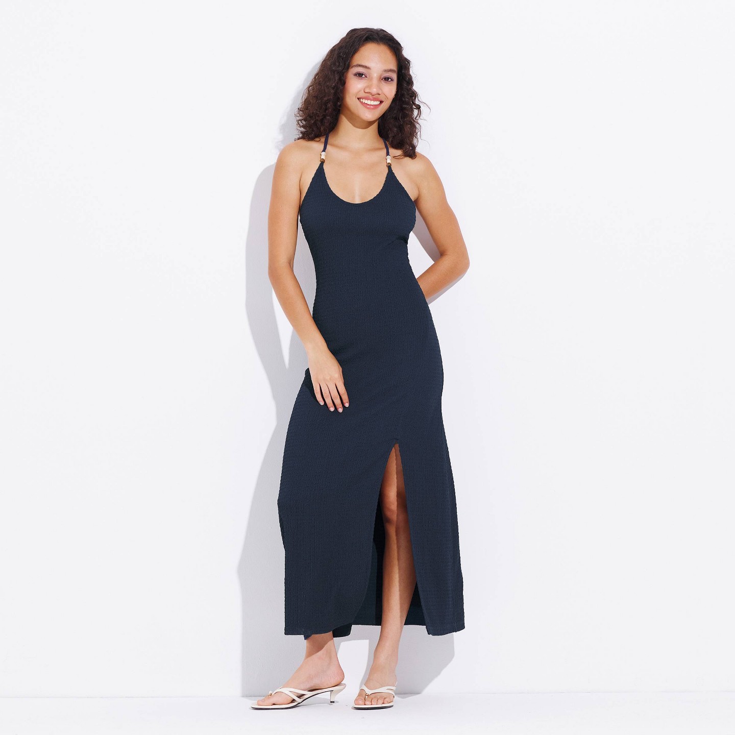 Женское платье Wild Fable Beaded Halter Maxi, цвет: Тёмно-синий — фото 1