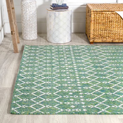 Boho-Chic Cream/Green Moroccan-Inspired Indoor/Outdoor Area Rug