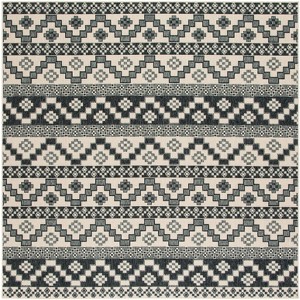 Veranda VER095 Power Loomed Indoor/Outdoor Area Rug  - Safavieh - 1 of 4