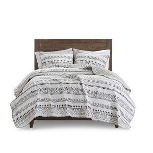 Gracie Mills Penny Southwest-Inspired 3 Piece Printed Seersucker Quilt Set - 1 of 4
