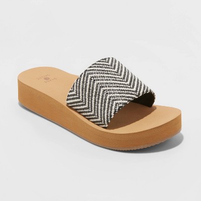 target shade and shore sandals