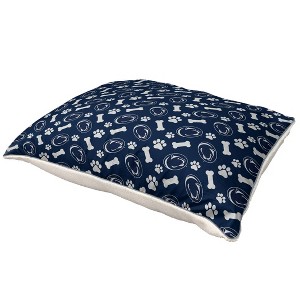 NCAA Penn State Nittany Lions Bones Repeat Faux Shearling Pet Bed - 1 of 3