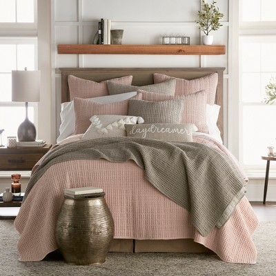 Blush Full Microfiber Reversible Quilt and Sham Set