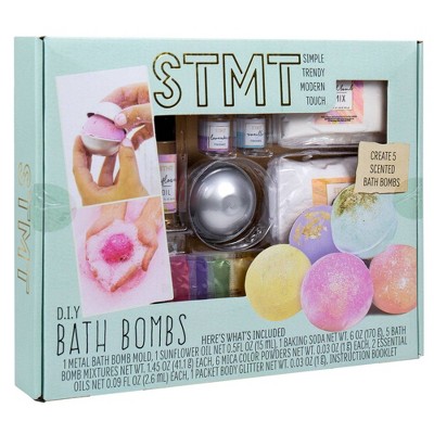 DIY Bath Bombs - STMT