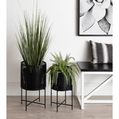 Paynter Modern Black Metal 2-Piece Floor Planter Set