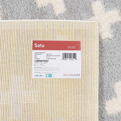 Satu Light Gray and White Polyester Washable Area Rug