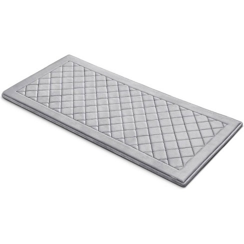 Activated Charcoal Memory Foam Bath Mat in Silver, 17 x 24 in