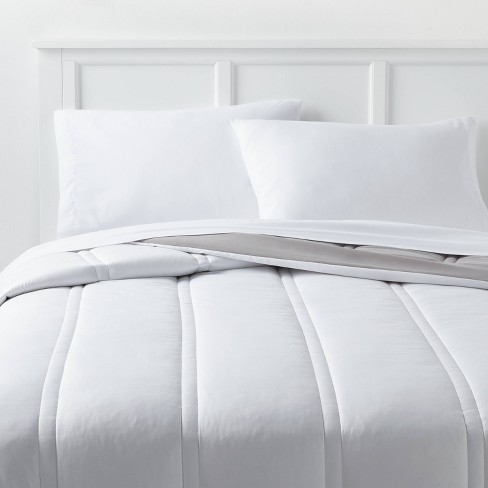 Twin/twin Extra Long Lofty Microfiber Comforter White - Room Essentials ...