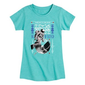 Girls' - MTV - Take Me To The Moon Person Fitted Short Sleeve Graphic T-Shirt - 1 of 3