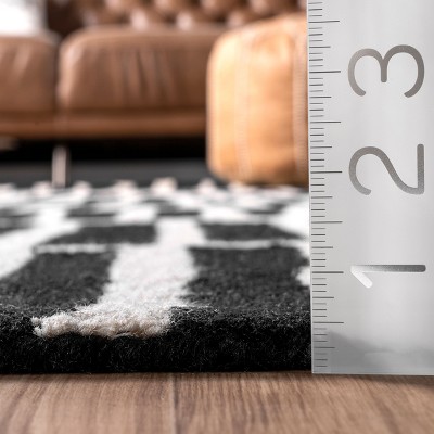 Handmade Black and Ivory Geometric Wool Area Rug, 3' x 5'