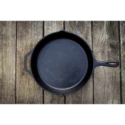 Lodge 6.5 Cast Iron Skillet: Oven & Broiler-Safe, Hand Wash, Gas & Induction Compatible, Black, 1.94 lbs ‼️USED ITEM‼️also scratches