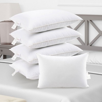 Set of 4 White Hypoallergenic Polyester Standard Pillows