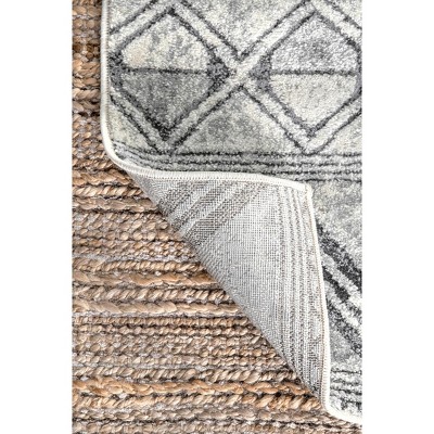 Teresa Modern Geometric Gray Synthetic Area Rug, 4' x 6'