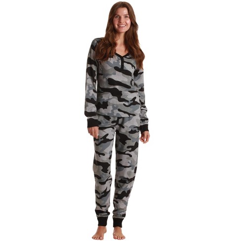 Womens camo pajama discount set