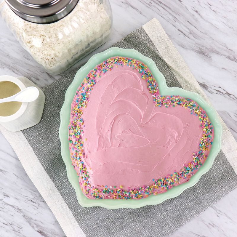 Martha Stewart 11in Heart Shaped Stoneware Cake Pan, 5 of 8