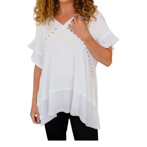 Women's Giving In V Neck Spliced Top - One Eleven North - 1 of 4