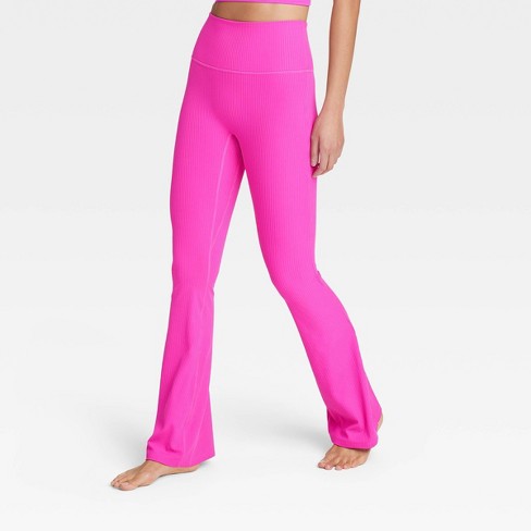 Kick Flare Leggings - Light Pink