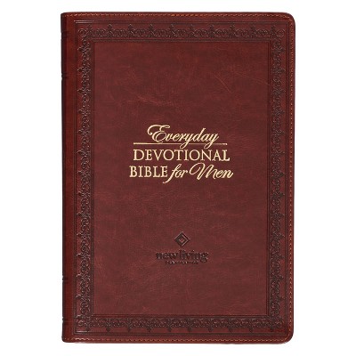 NLT Holy Bible Everyday Devotional Bible for Men New Living Translation, Vegan Leather, Burgundy Debossed - (Leather Bound)