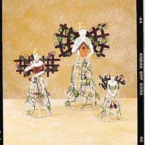 Gallerie II Vineyard Angel Figure - 1 of 2