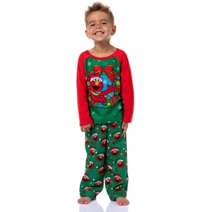 Sesame Street Kid's Elmo Christmas Wreath 2-Piece Raglan Pajama Set Multicolored - 1 of 4