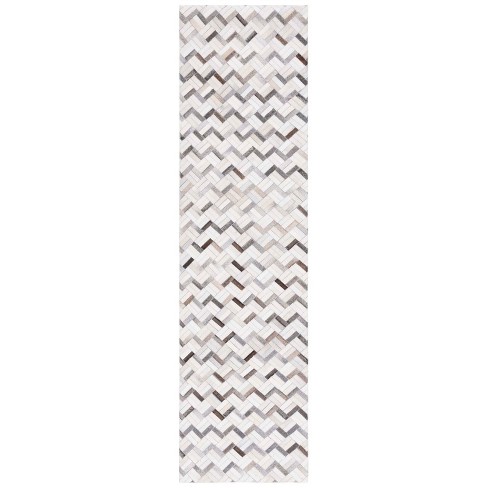 Studio Leather STL235 Power Loomed Area Rug  - Safavieh - image 1 of 4