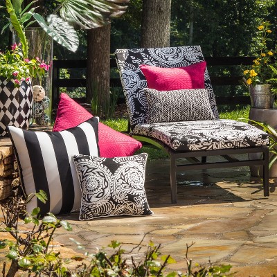 Pillow perfect outdoor clearance cushions