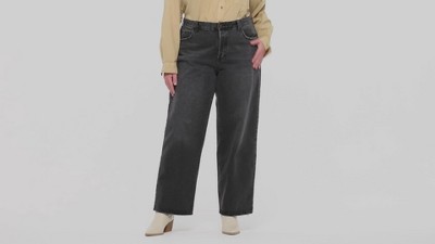 Women's Mid-rise 90's Baggy Jeans - Universal Thread™ Light Wash