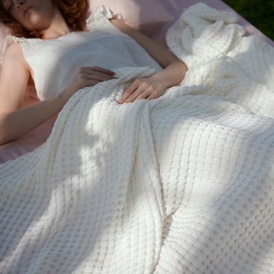 Bedsure | Rayon Derived from Bamboo Cooling Woven Waffle Blanket