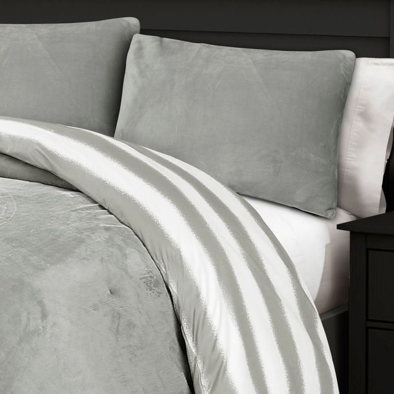 Plush Stripe Comforter Set Gray - Lush Décor, 3 of 9
