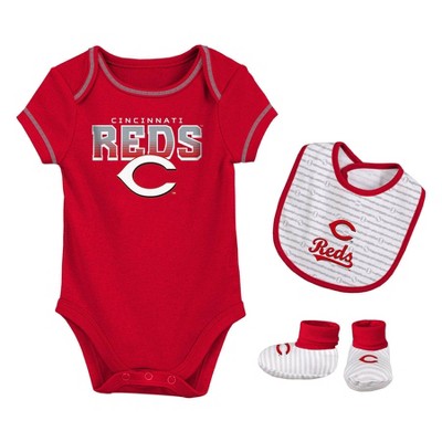MLB Cincinnati Reds Infant Boys' Short Sleeve Layette Set