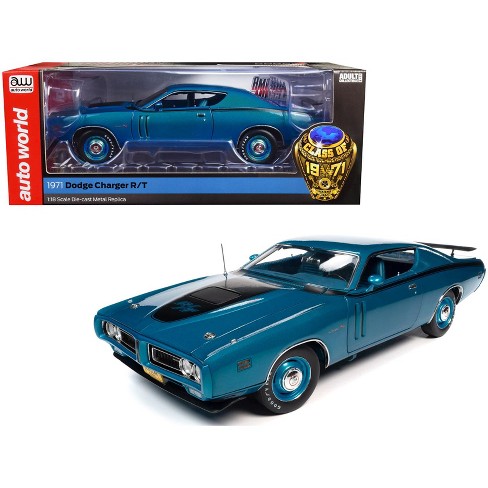 1971 Dodge Charger R/T 426 Hemi Blue Metallic with Black Stripes Class of  1971 1/18 Diecast Model Car by Auto World