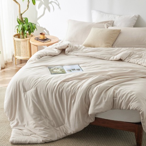 Bedsure Comforter Set – Soft Bedding for All Seasons, Cationic Dyed 3-Piece Bed Set, Includes 1 Comforter and 102 Pillow Shams